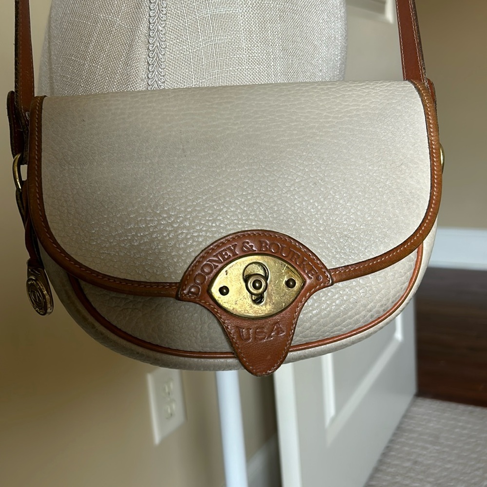 Dooney & Bourke Vintage Crossbody Bag